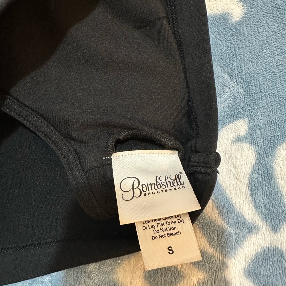 Bombshell Sportswear Black Strappy Bra - Picture 3 of 3